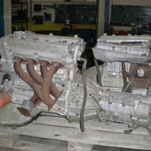 SR588 twin cam engine - Image 2