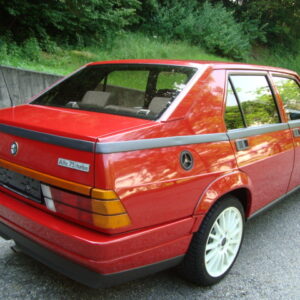 Alfa 75 Turbo reserves the right to sell - Image 31