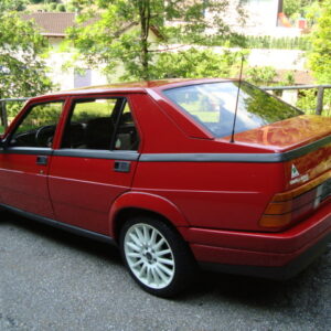 Alfa 75 Turbo reserves the right to sell - Image 32
