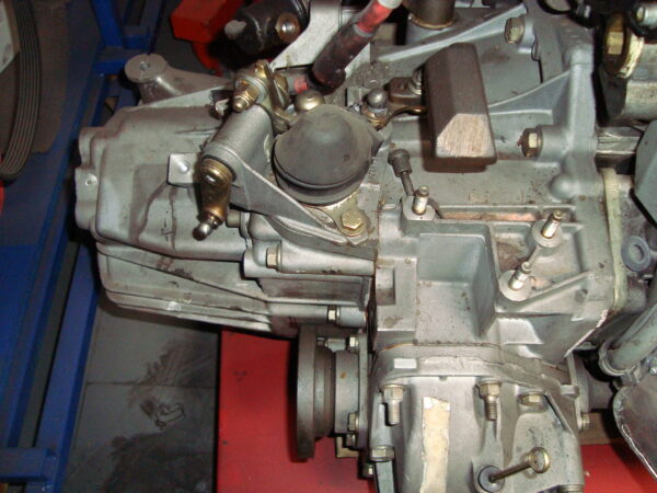 main-276-Cambio-147-GTA.jpg