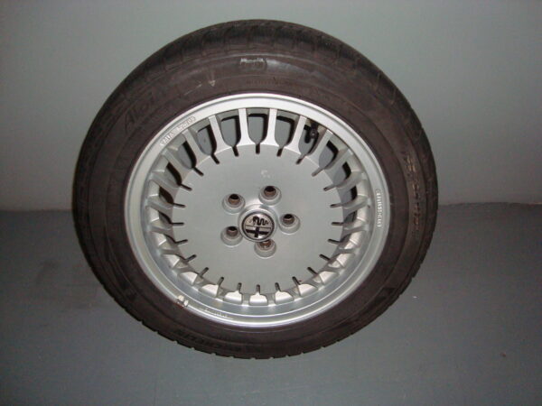 main-85-cerchio-90-75-scaled-1.jpg