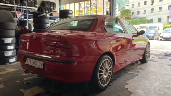 156 2.5 V (9)