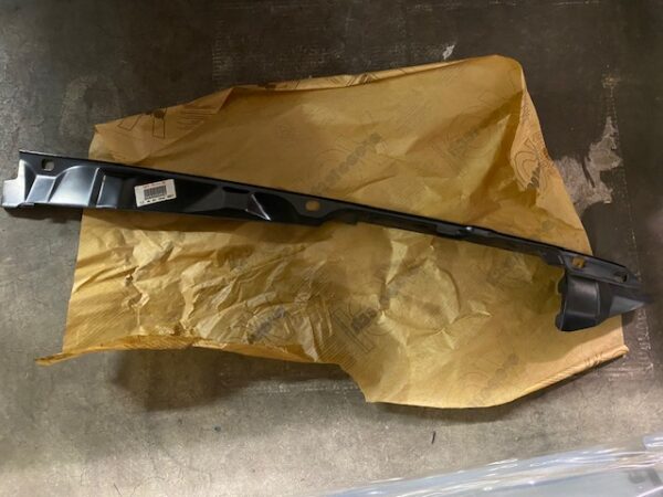60563407 rinforzo destro alfa 145 146 (2)