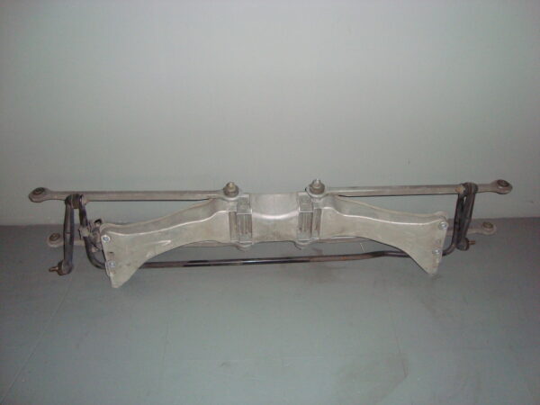 60687127 Alfa GT 3.2 rear crossmember