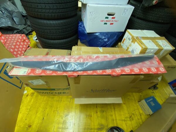 5900857 Heckspoiler 156 Limousine (2)