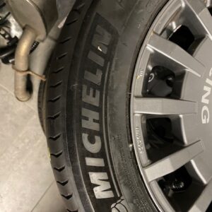 OZ 18" alloy wheel like new with Michelin approved tires for 2018 Ford Transit Custom > - Image 3